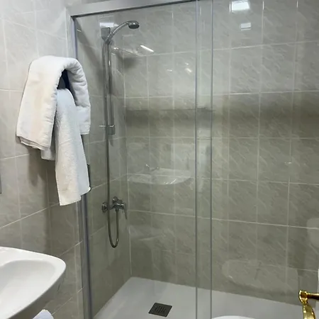Nobis Hotel 2*